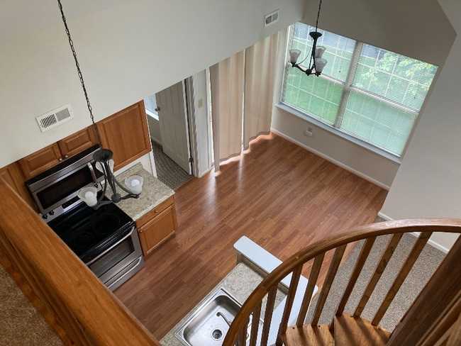 Photo - 616 Foxcroft Cir