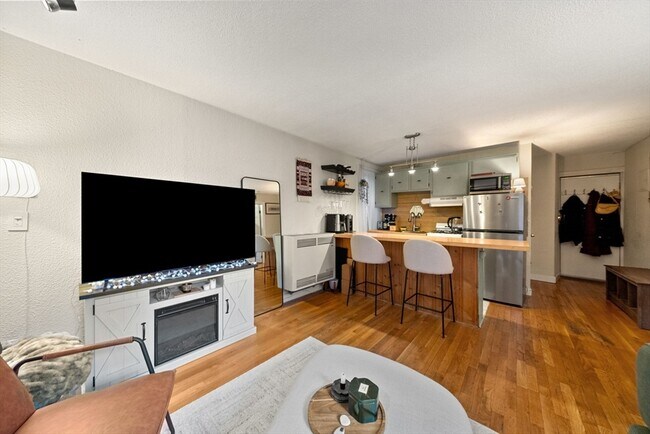 Photo - 10 Henchman St Unit 2R
