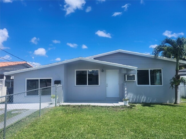 Building Photo - 3245 SW 88th Ct