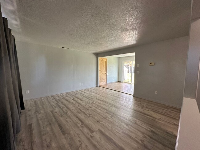 Photo - 6209 Onyx Ave