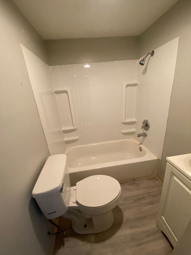 Photo - 1319 Walnut Ave