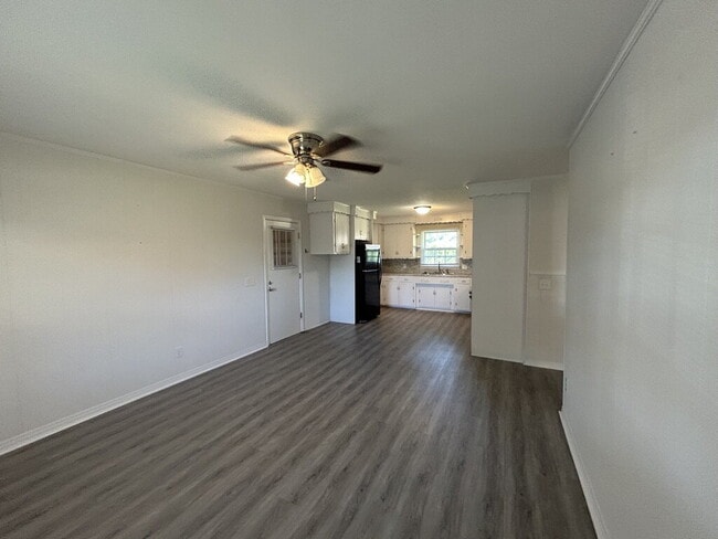 Photo - 3-Bedroom 2-Bathroom Home with 2 car garage  in Prime Cookeville Location!