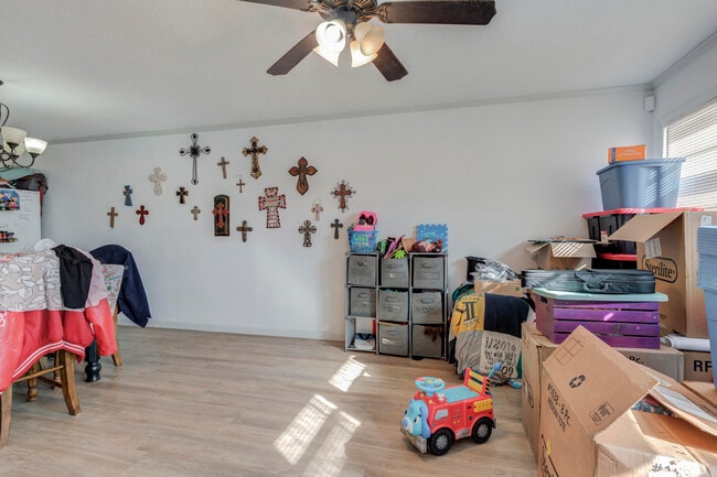 Photo - 4202 44th St