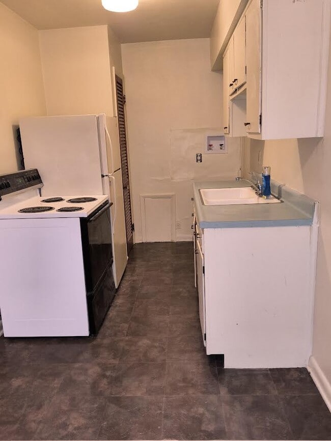 Photo - 2046 Shaftesbury Rd Unidad 2046