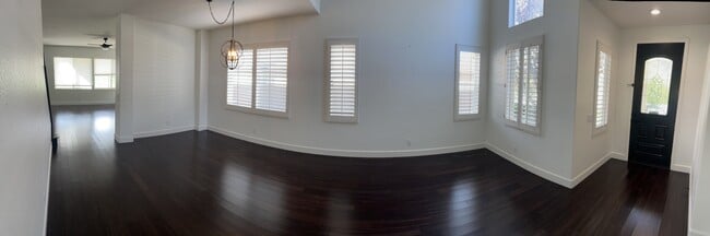 Photo - 31495 Sunningdale Dr