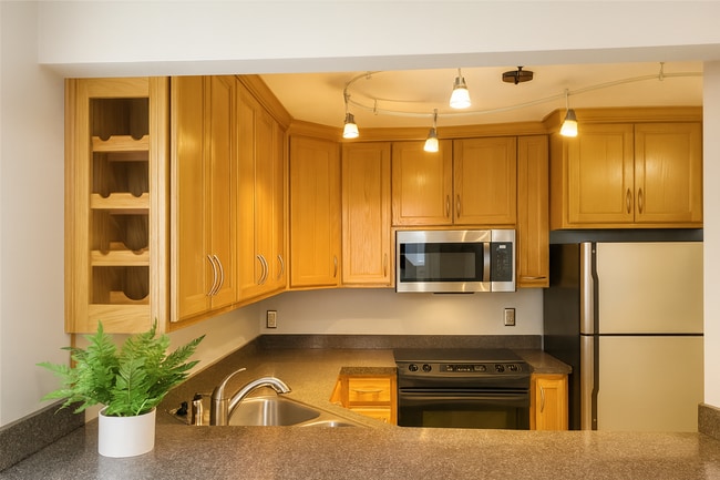 Photo - Stylish & Spacious 3-Bed Home! "ASK ABOUT OUR ZERO DEPOSIT"