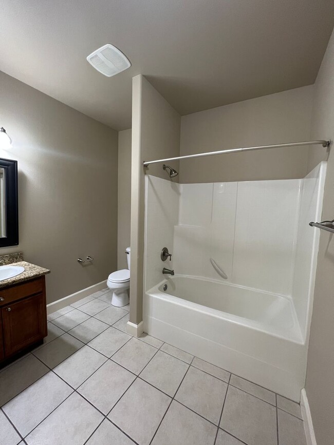 Photo - 8707 MacLaren Ave