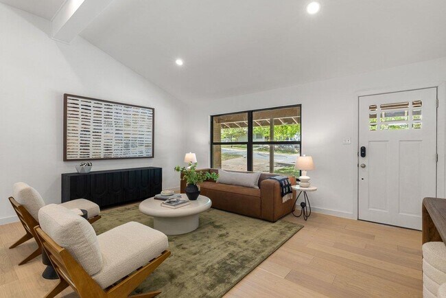 Photo - 2503 Rockingham Dr