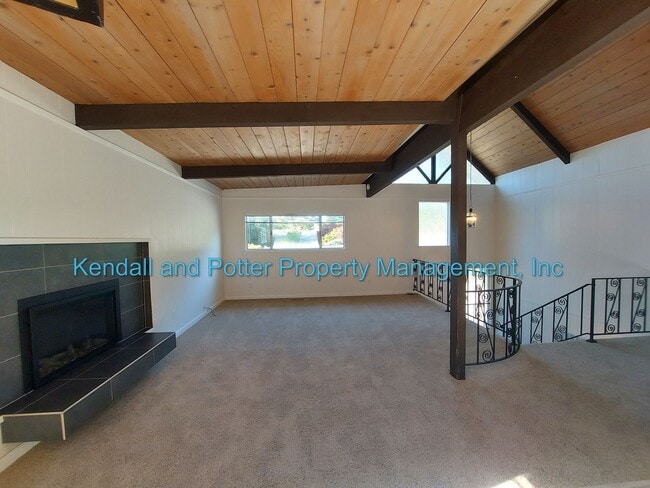 Photo - Spacious 4 Bedroom House In Beautiful Aptos!