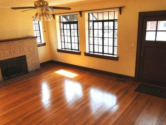 Photo - 506 S Highland Park Ave