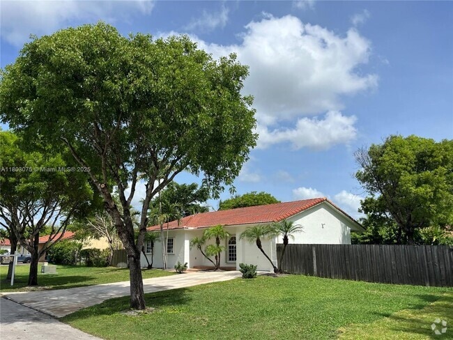 Building Photo - 12997 SW 219th Terrace Rental