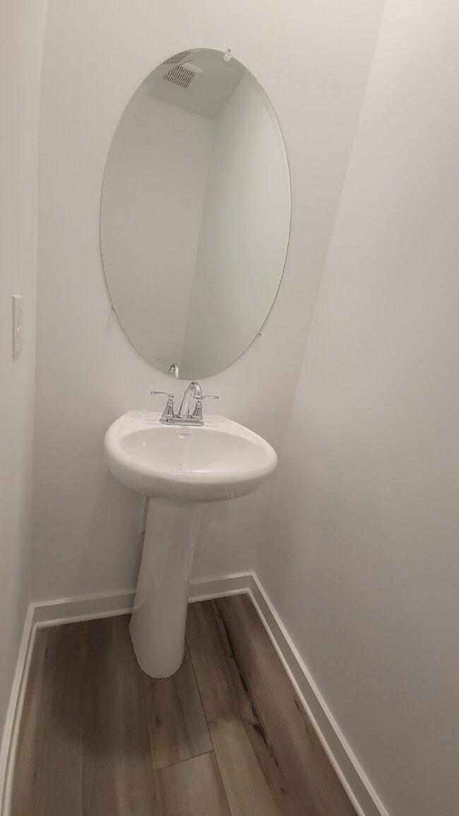 Photo - 7589 Discovery Pt Dr NW