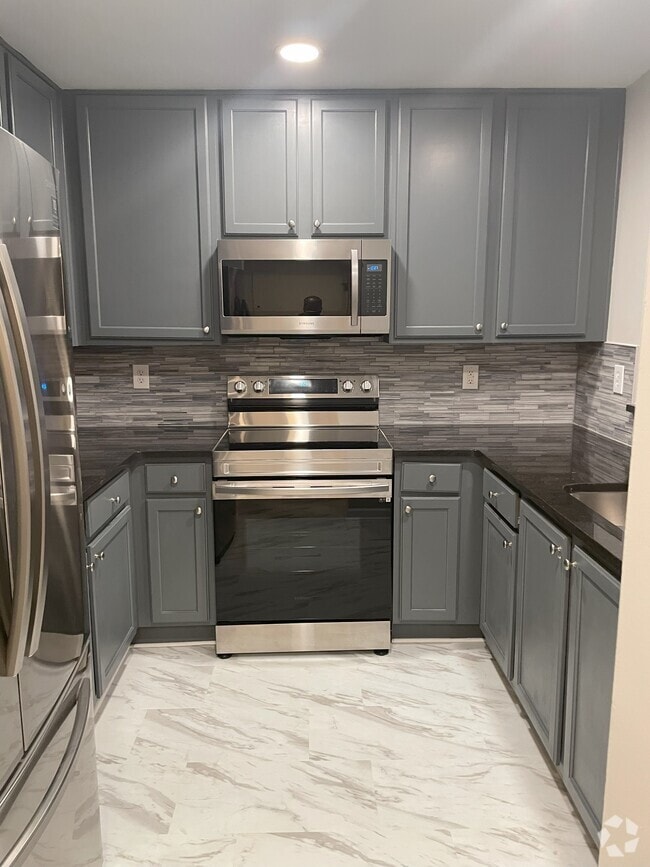 Building Photo - 3650 Ashford Dunwoody Rd NE Unit 615 Rental