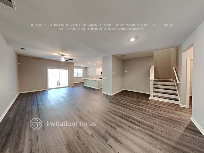 Photo - 117 Webster Cir