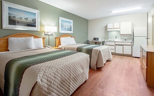 Emerald Suites Black Canyon