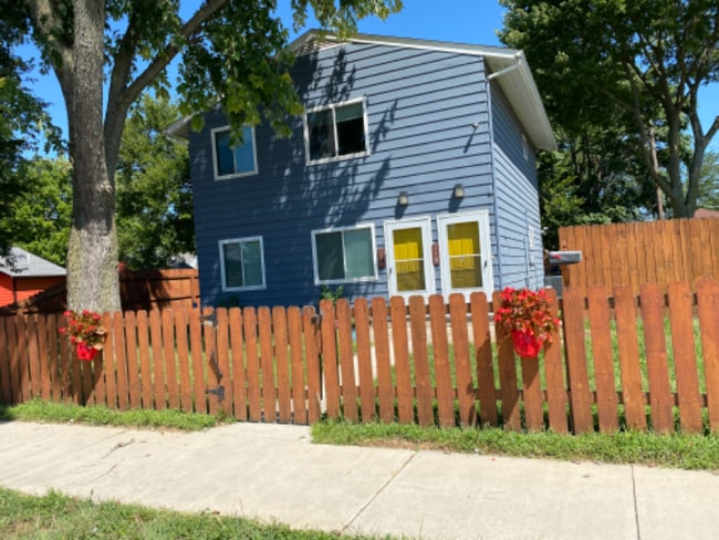 Photo - 116 Pulaski St Unidad 118 Pulaski