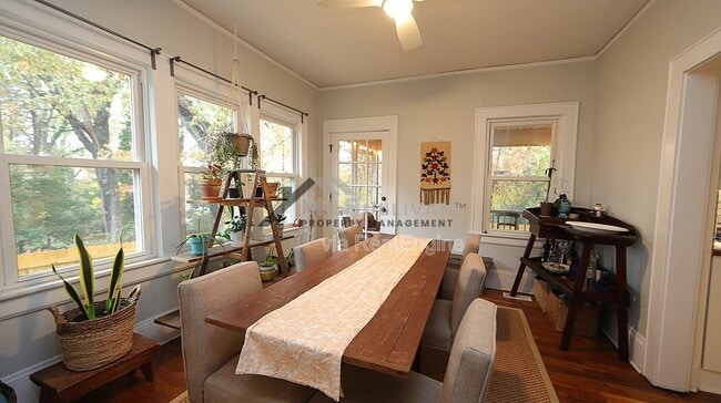 Photo - 901 Camden Ave