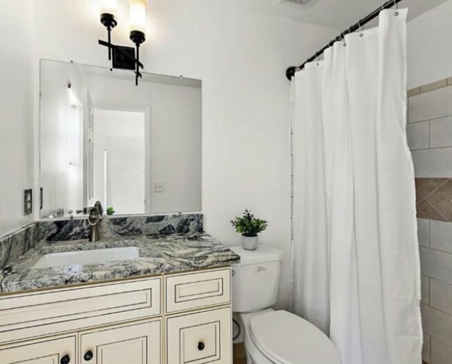 Photo - 226 E Cedarwood Cir