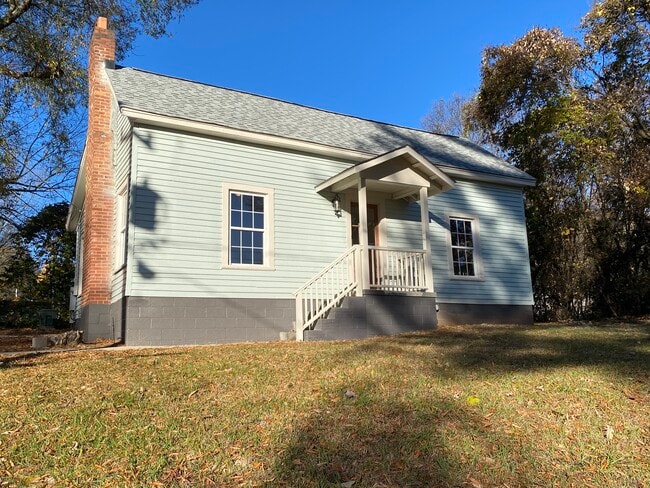 Building Photo - 333 E Catawba Ave Rental