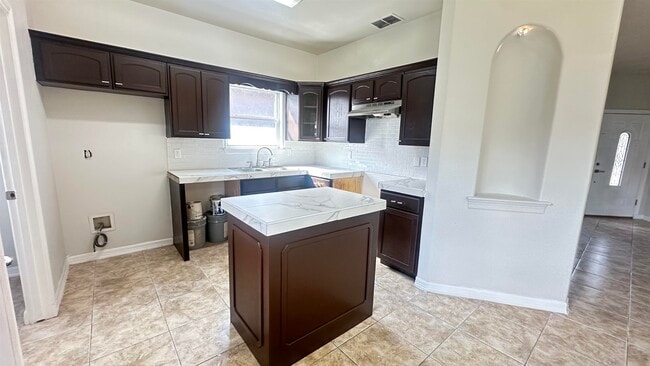 Photo - 1511 Texoma St