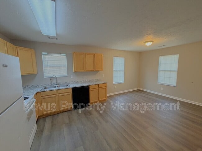 Photo - 191 Harvell Dr Unit H1