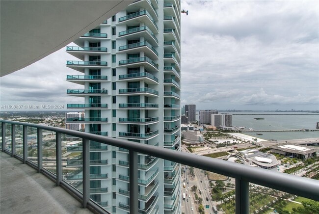 Building Photo - 888 Biscayne Blvd Unit 3205