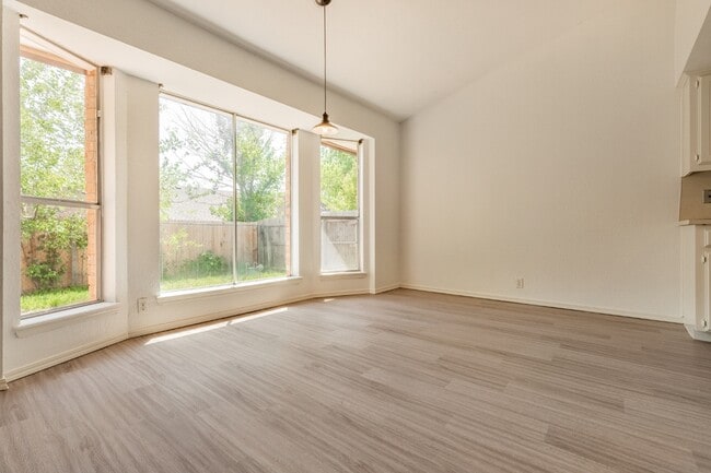 Photo - 1006 W Neptune Rd