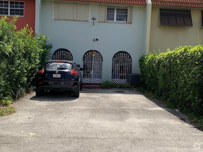 Building Photo - 7275 W 2nd Ln Rental