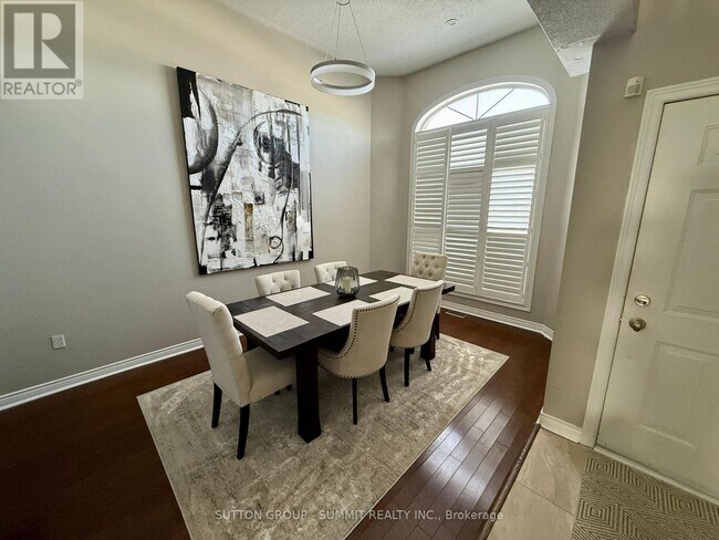 Photo - 60 Batt Crescent