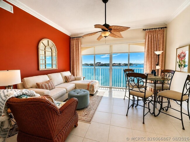 Building Photo - 3 Harbour Isle Dr E Unit 303