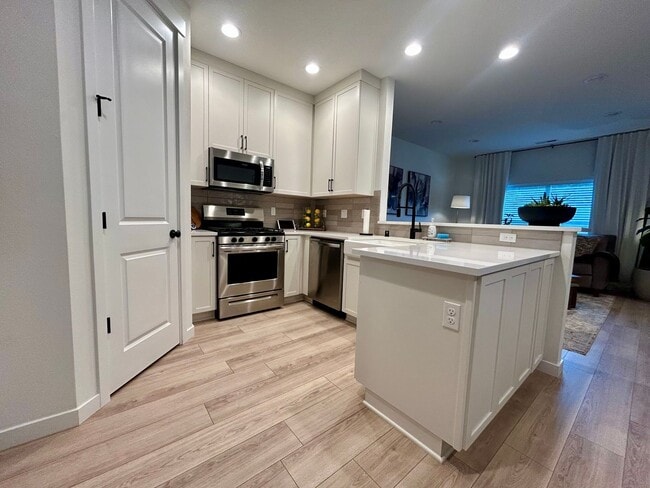 Photo - Beautiful Upgraded Vancouver Townhome!