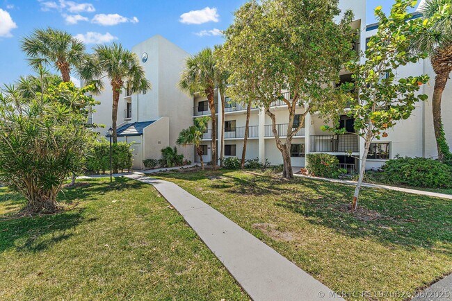 1605 S US Hwy 1 Unidad B406