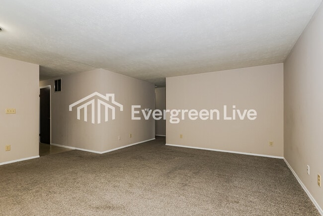 Photo - 8620 Baton Rouge Dr