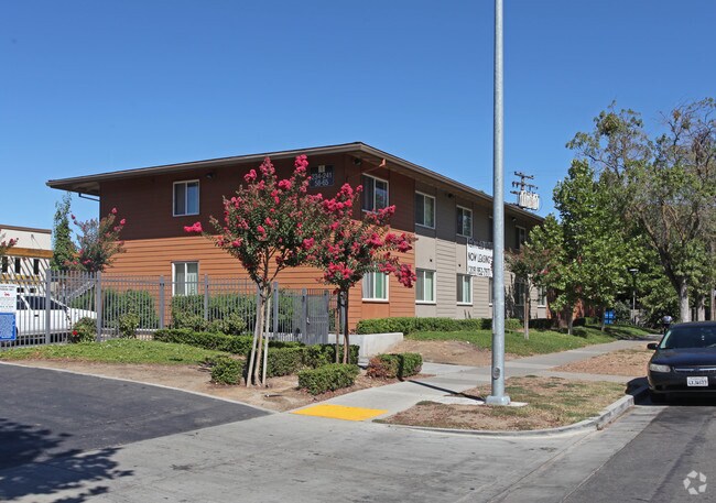 Building Photo - Kentfield Apartments