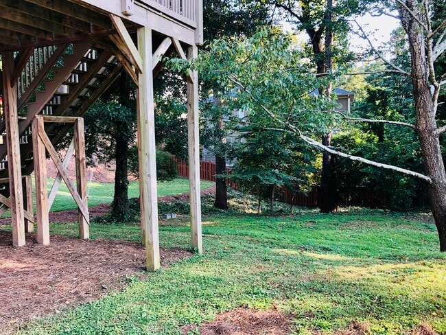 Photo - 1043 Antioch Dr NE