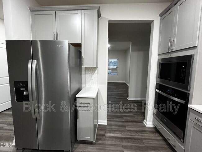 Photo - 937 Avonmore Dr