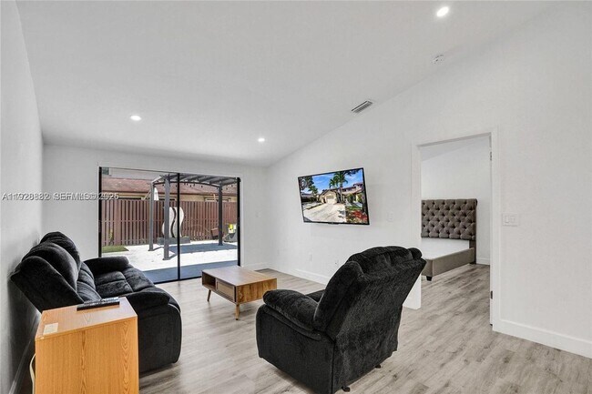 Photo - 13705 SW 101st Terrace