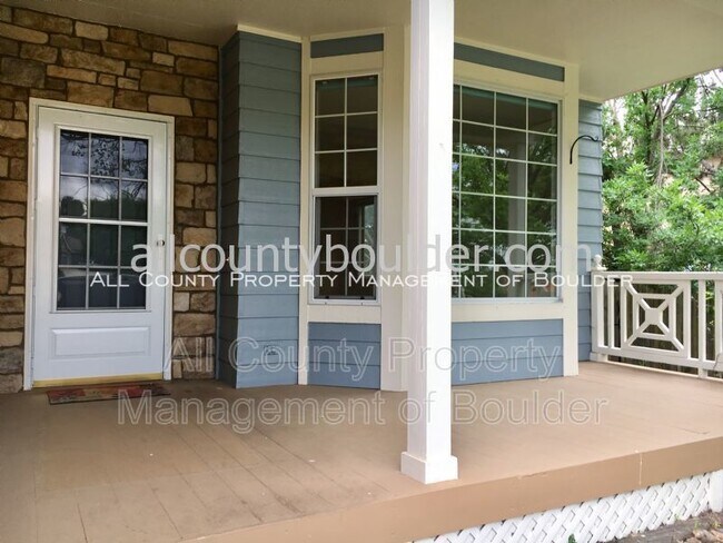 Photo - 1452 Zinnia Cir