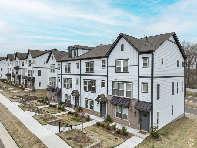 Building Photo - Abode at Reids Cove Rental