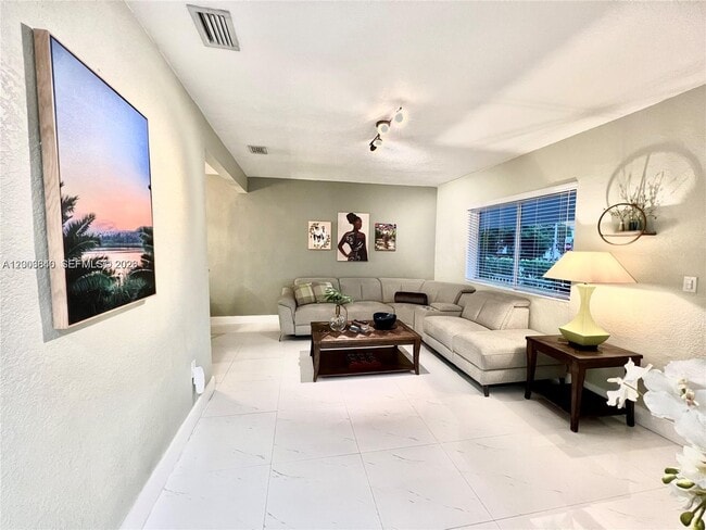 Photo - 1380 SW 11th St Unit 1