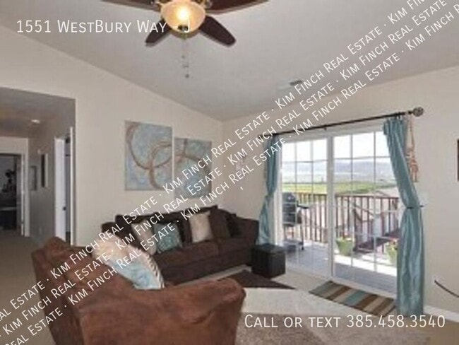 Photo - 1551 Westbury Way