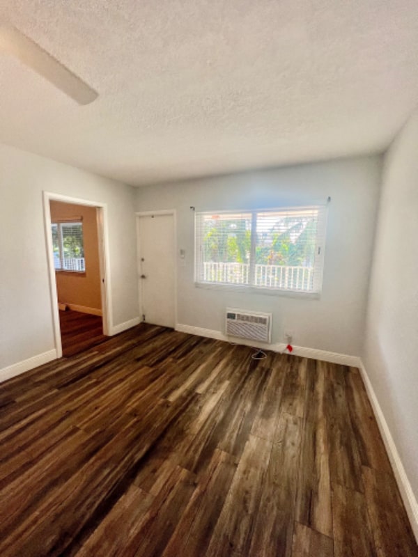 Photo - 2815 NE 33rd Ave Unit 205