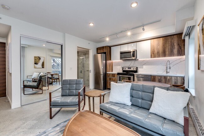 Photo - 1170 Barclay St Unit 205