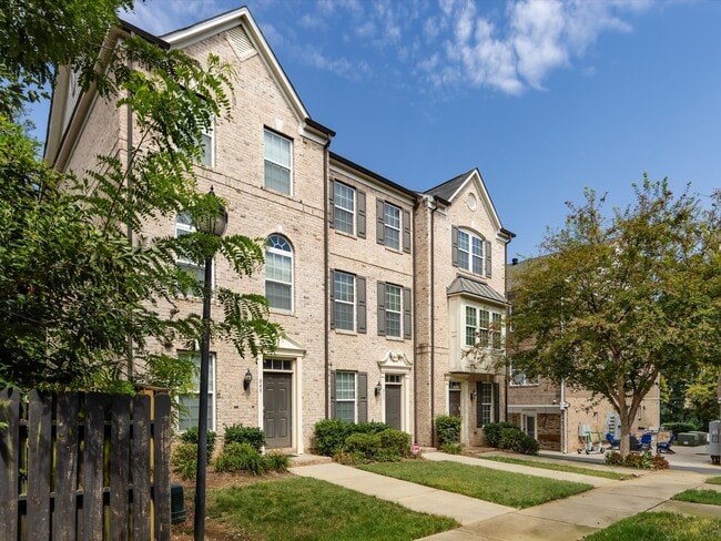 Photo - 257 N Irwin Ave