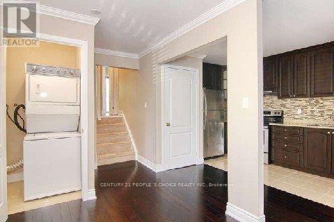 Photo - 113 Carberry Crescent