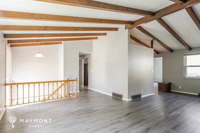 Photo - 2011 Claudia Ct