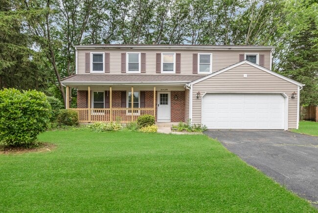 Building Photo - 30W274 Brighton Ct Rental