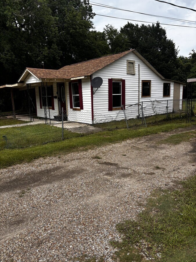 Photo - 4184 Maple Dr
