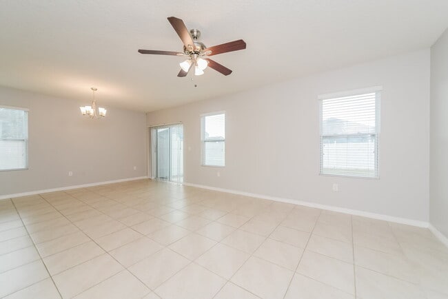 Photo - 1883 Green Dragon Dr
