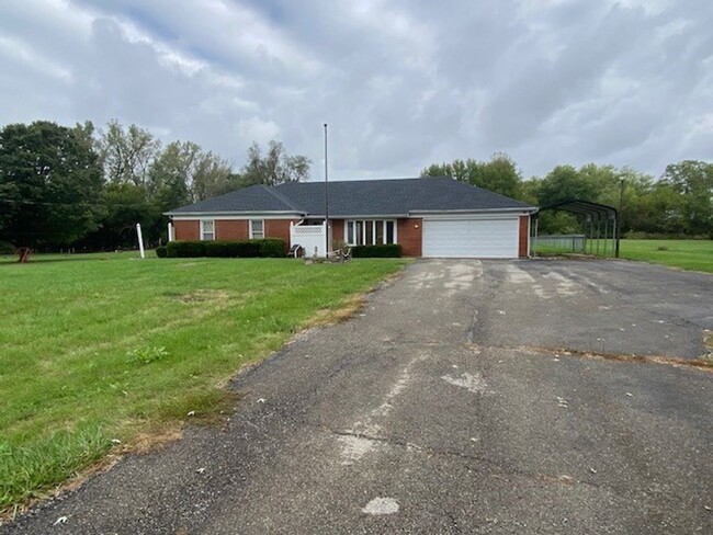 Introducing a charming 3 bedroom, 2 bathro... - Introducing a charming 3 bedroom, 2 bathro... House